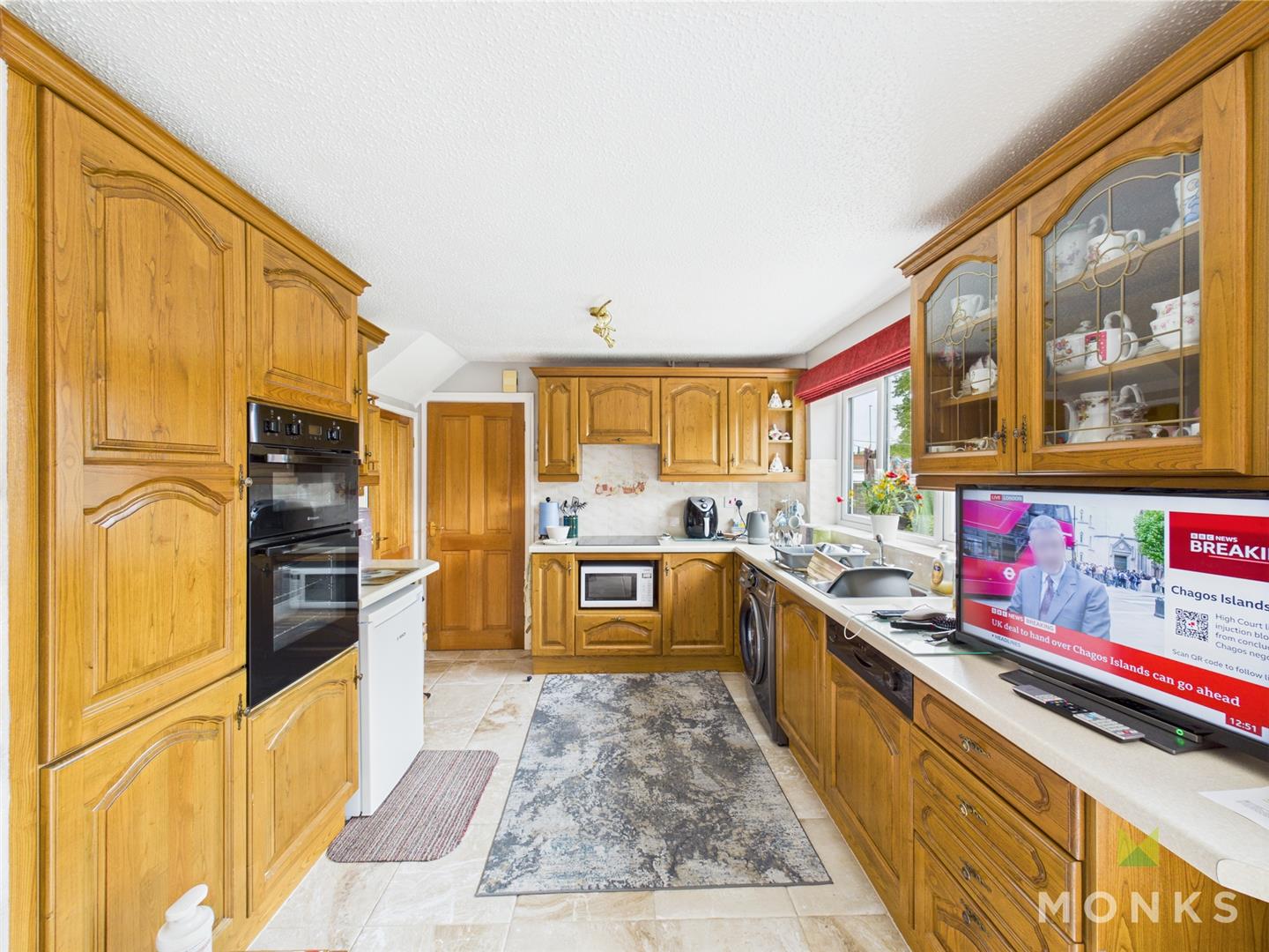 9 Preshenlle Lane, Oswestry, SY10 7UB For Sale